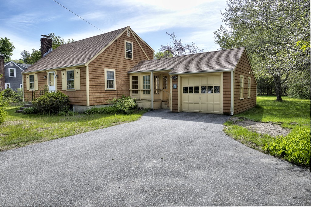 168 Concord Road Bedford, MA 01730 - Photo 1 of 12 Gallery Image 1
