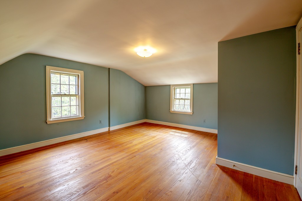 168 Concord Road Bedford, MA 01730 - Photo 5 of 12 Gallery Image 5