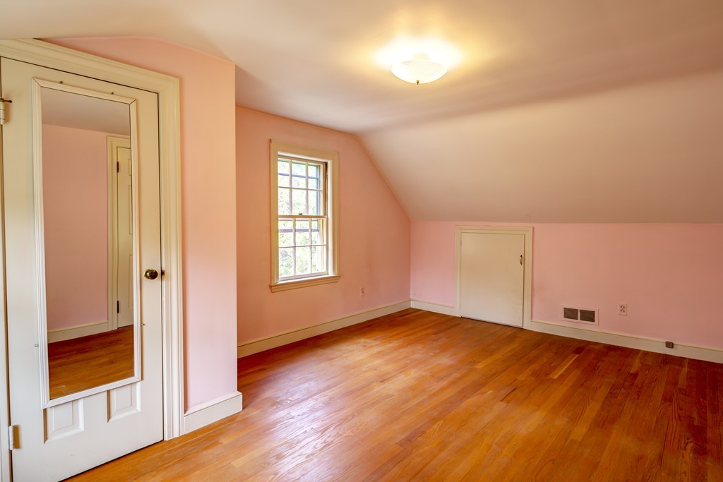 168 Concord Road Bedford, MA 01730 - Photo 8 of 12 Gallery Image 8