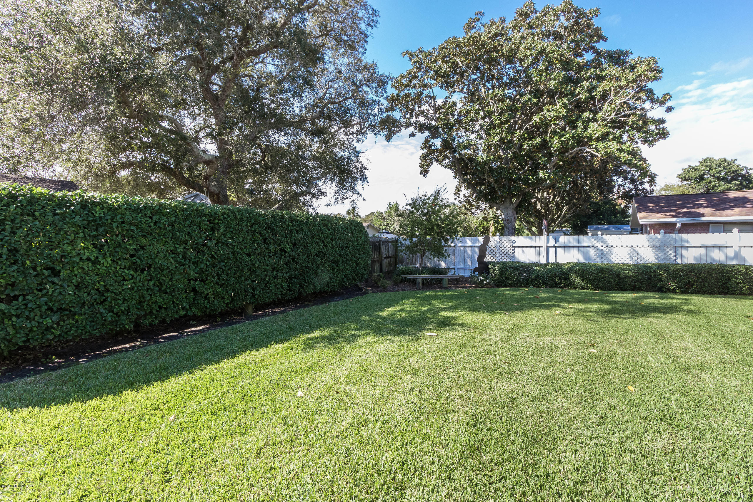 3 Amberjack Road Ponte Vedra Beach, FL 32082 - Photo 26 of 39 a view of a backyard