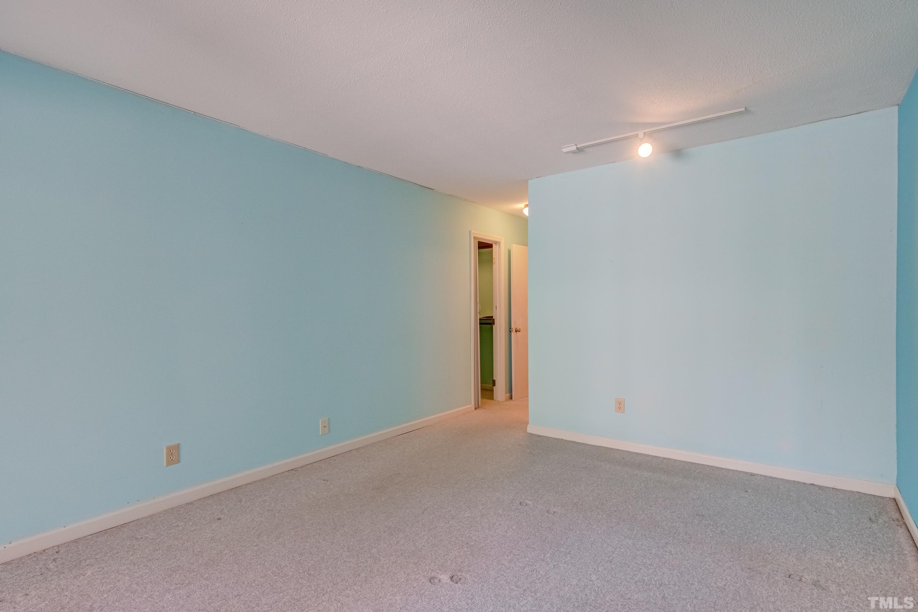 5869 Branchwood Road Raleigh, NC 27609 - Photo 12 of 35