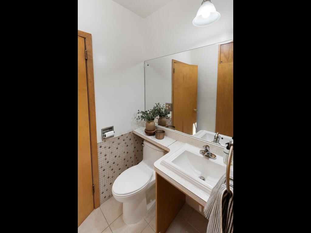 716 10th Avenue South St. Cloud, MN 56301 - Photo 28 of 60