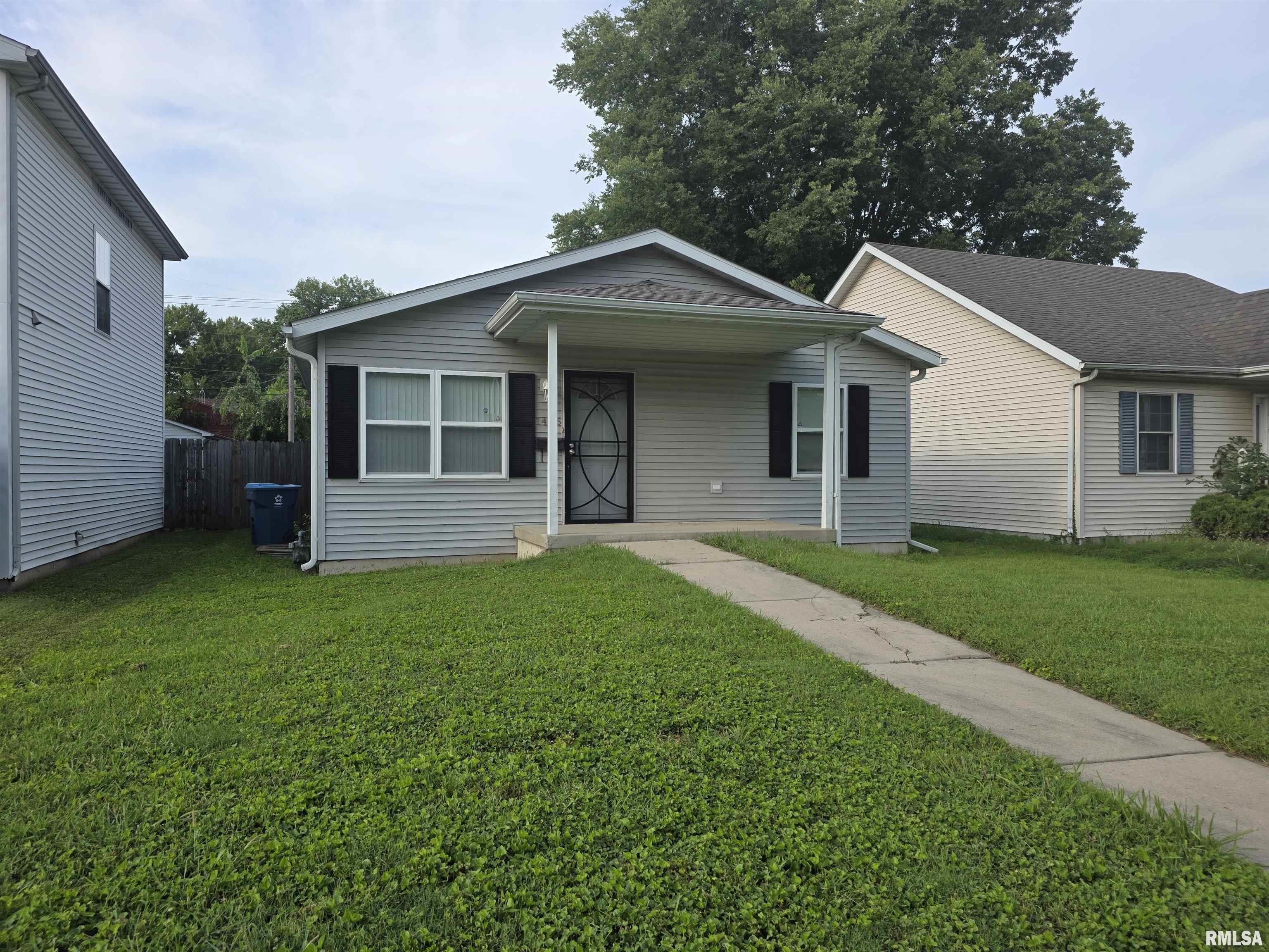1405 East Edwards Street Springfield, IL 62703 - Photo 2 of 25 Gallery Image 2