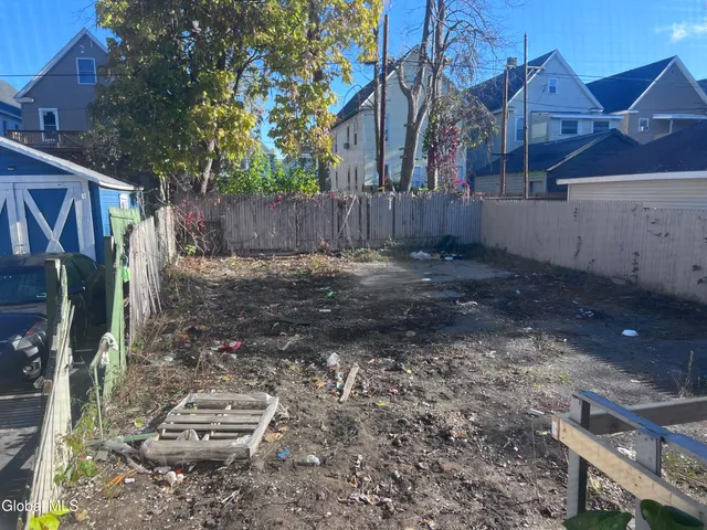 $65,000 | 1013 Delamont Avenue, Schenectady, NY 12307