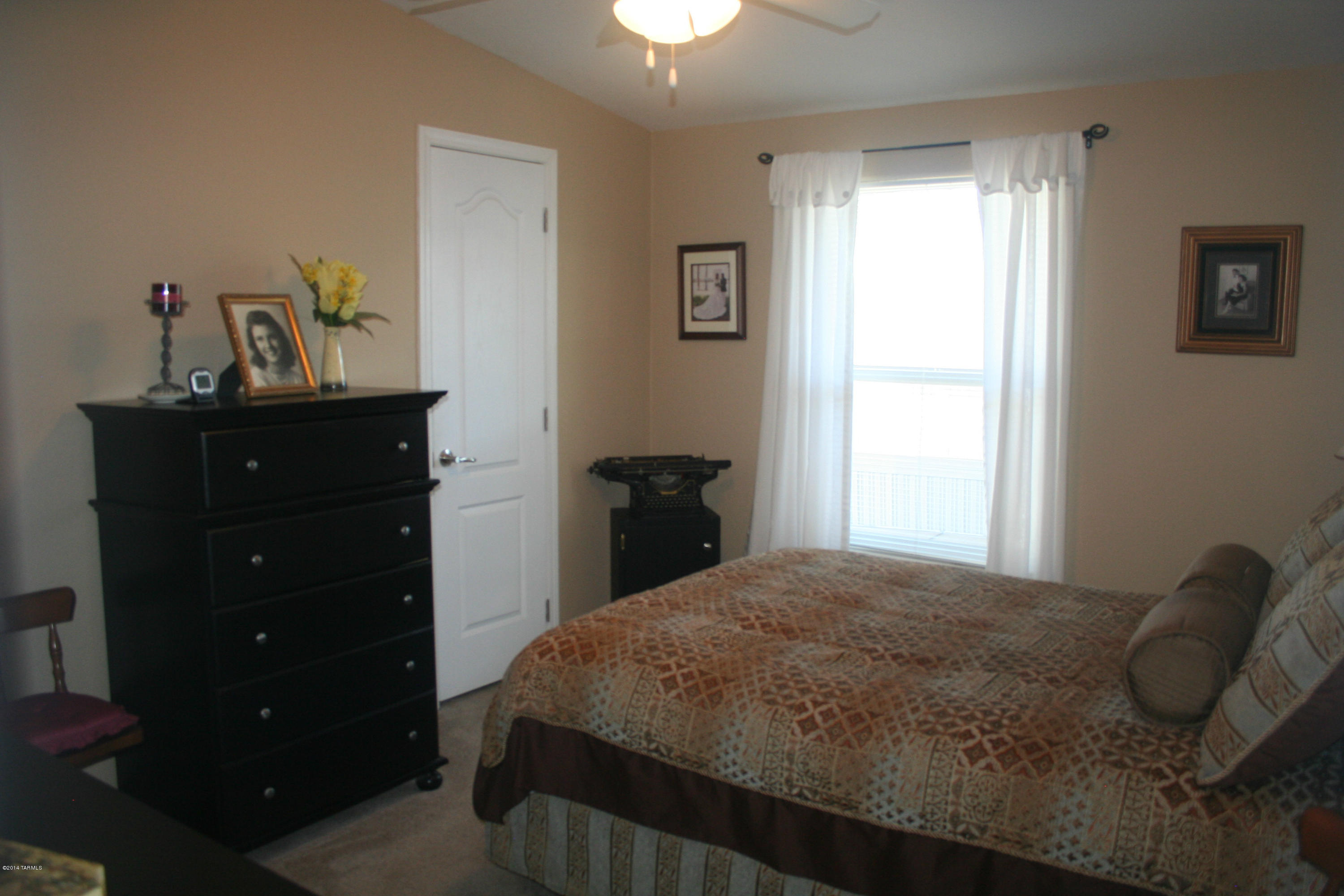 6136 South Barrister Road Tucson, AZ 85746 - Photo 18 of 33 Gallery Image 18