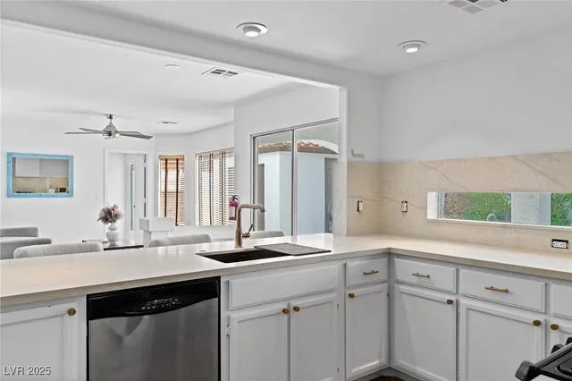 $3,900 | 2829 Via Florentine Street, Henderson, NV 89074