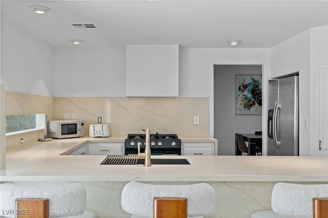 $3,900 | 2829 Via Florentine Street, Henderson, NV 89074