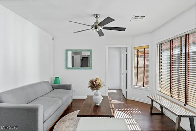 $3,900 | 2829 Via Florentine Street, Henderson, NV 89074