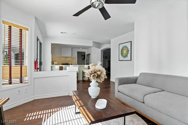 $3,900 | 2829 Via Florentine Street, Henderson, NV 89074