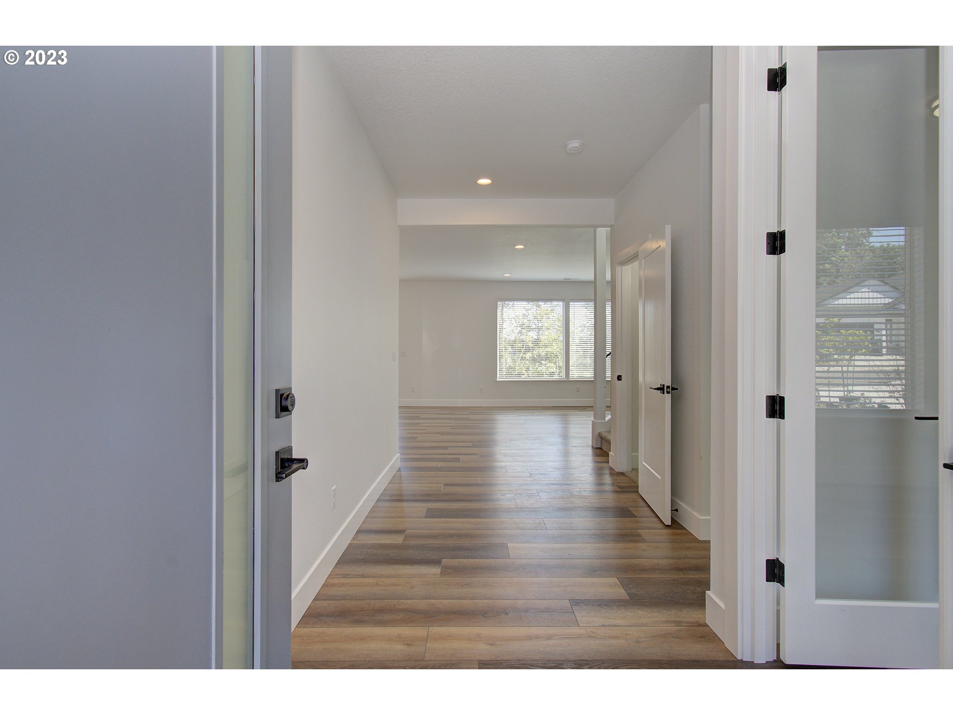 1905 North 4th Way Ridgefield, WA 98642 - Photo 8 of 47 a view interior of the house