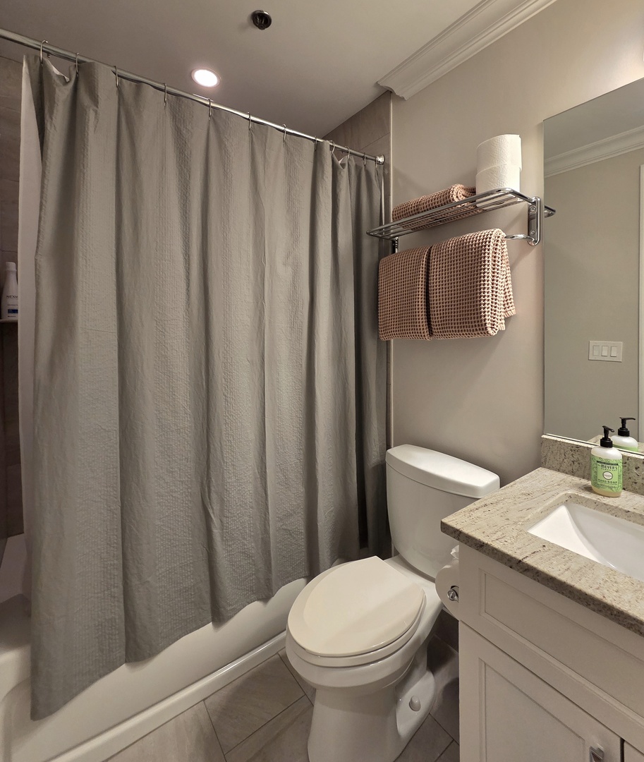 20 North Aberdeen Street, Unit 207 Chicago, IL 60607 - Photo 11 of 17