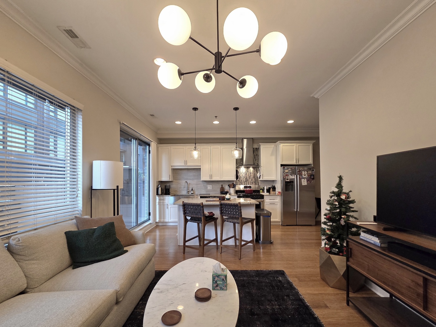 20 North Aberdeen Street, Unit 207 Chicago, IL 60607 - Photo 6 of 17