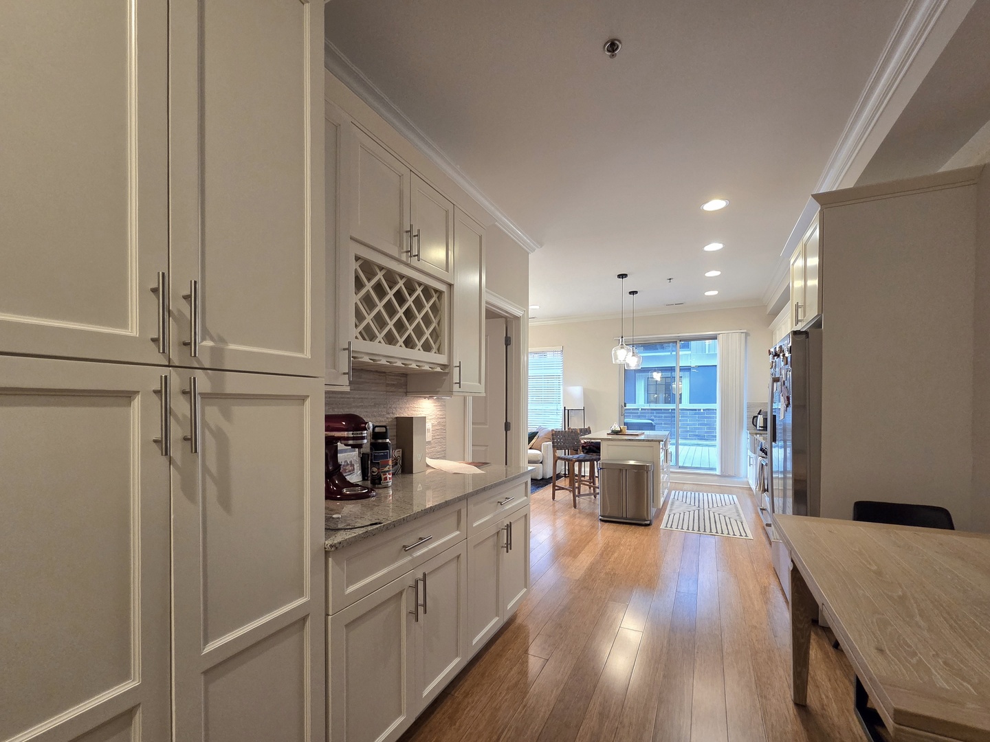 20 North Aberdeen Street, Unit 207 Chicago, IL 60607 - Photo 7 of 17