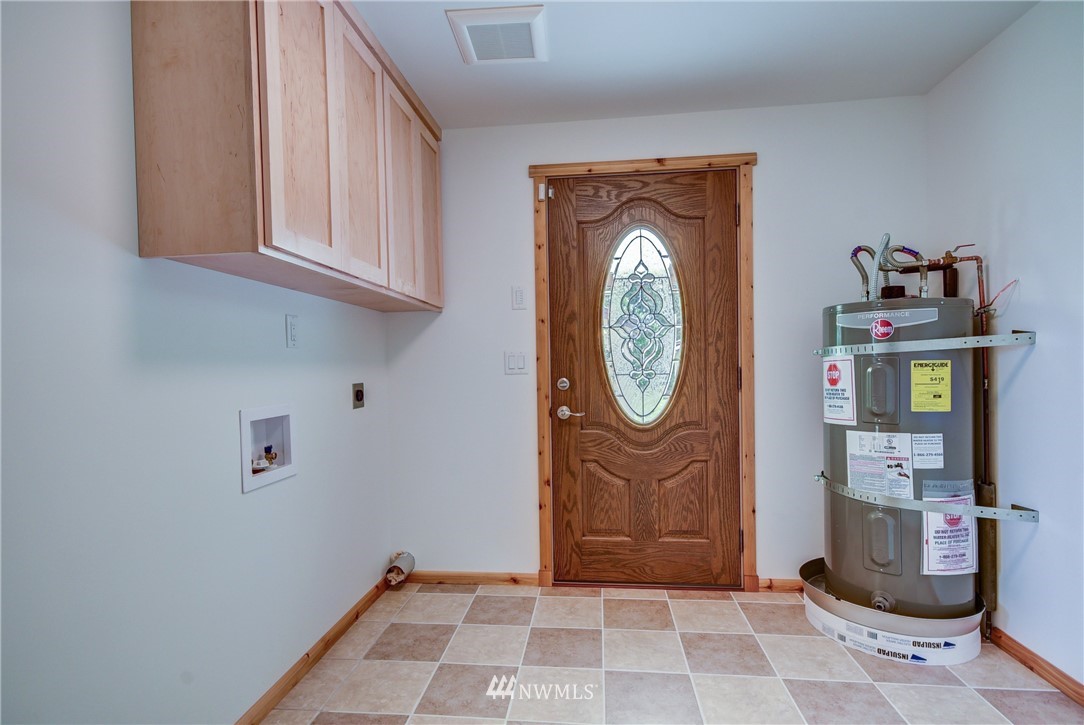 2995 Taylor Road Oak Harbor, WA 98277 - Photo 16 of 25 Gallery Image 16