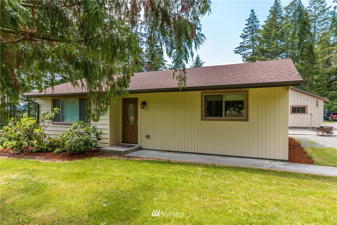 2995 Taylor Road Oak Harbor, WA 98277 - Photo 4 of 25 Gallery Image 4
