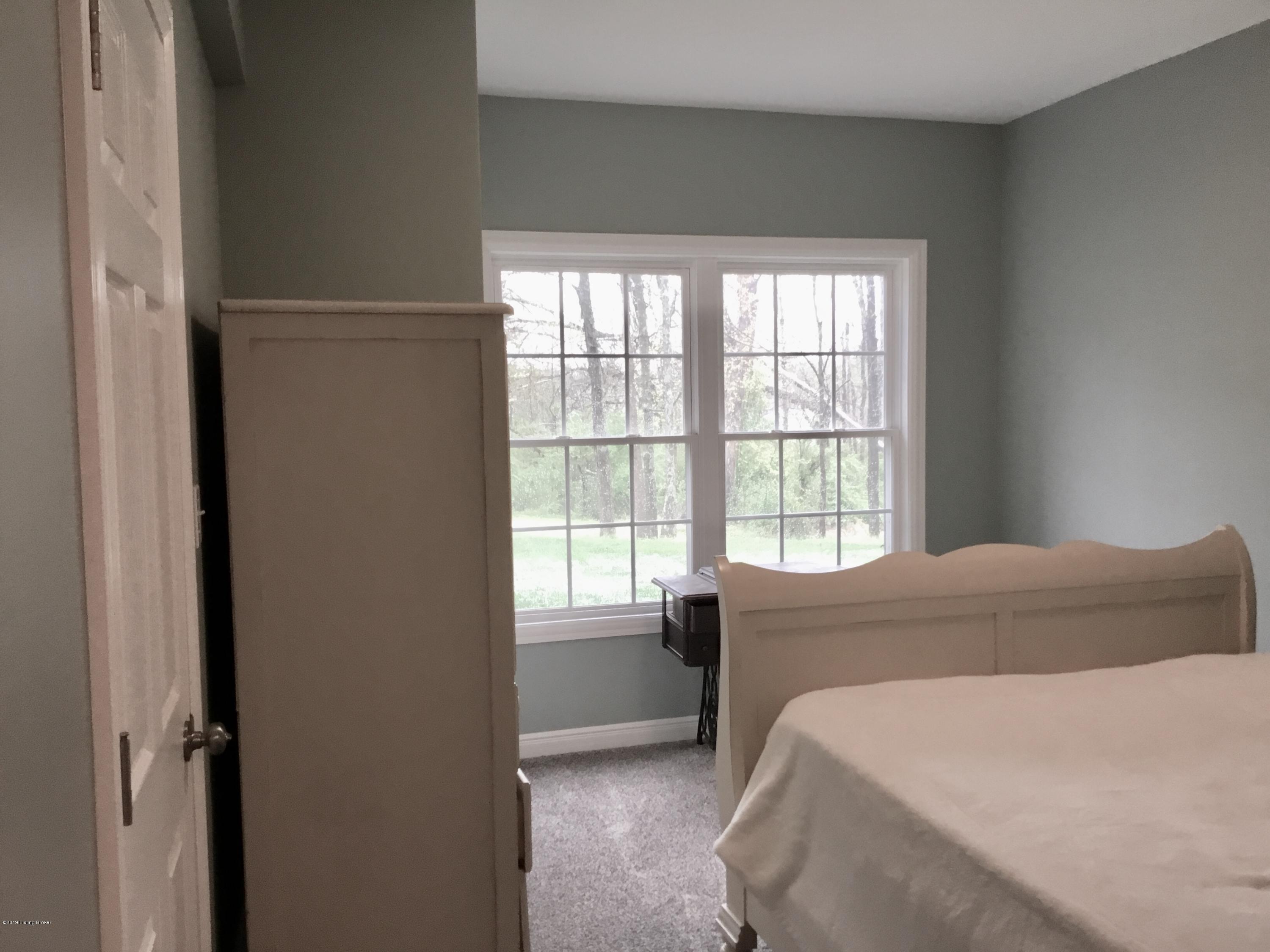7002 Colton Road Crestwood, KY 40014 - Photo 28 of 29 2B7A4AF9-E2F2-4EC1-8E8B-40609CF30185