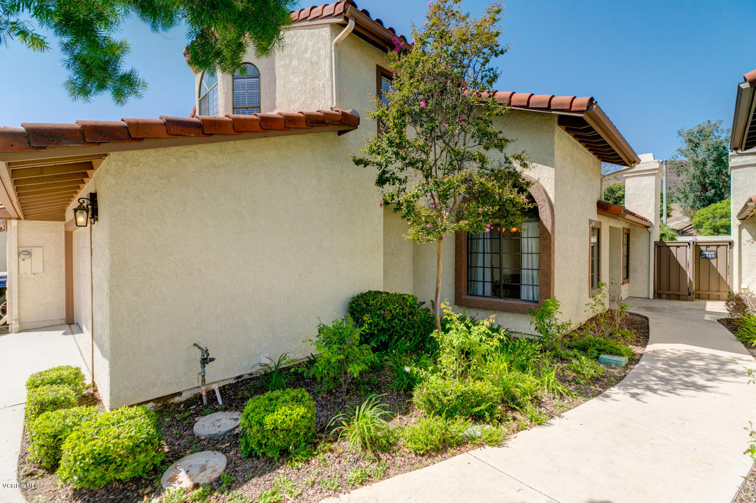 721 Congressional Road Simi Valley, CA 93065 - Photo 3 of 34 TwoFishDigital_721Congressional-5