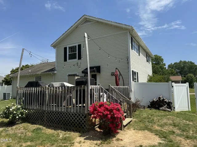 $278,000 | 309 Westfield Drive, Dunn, NC 28334