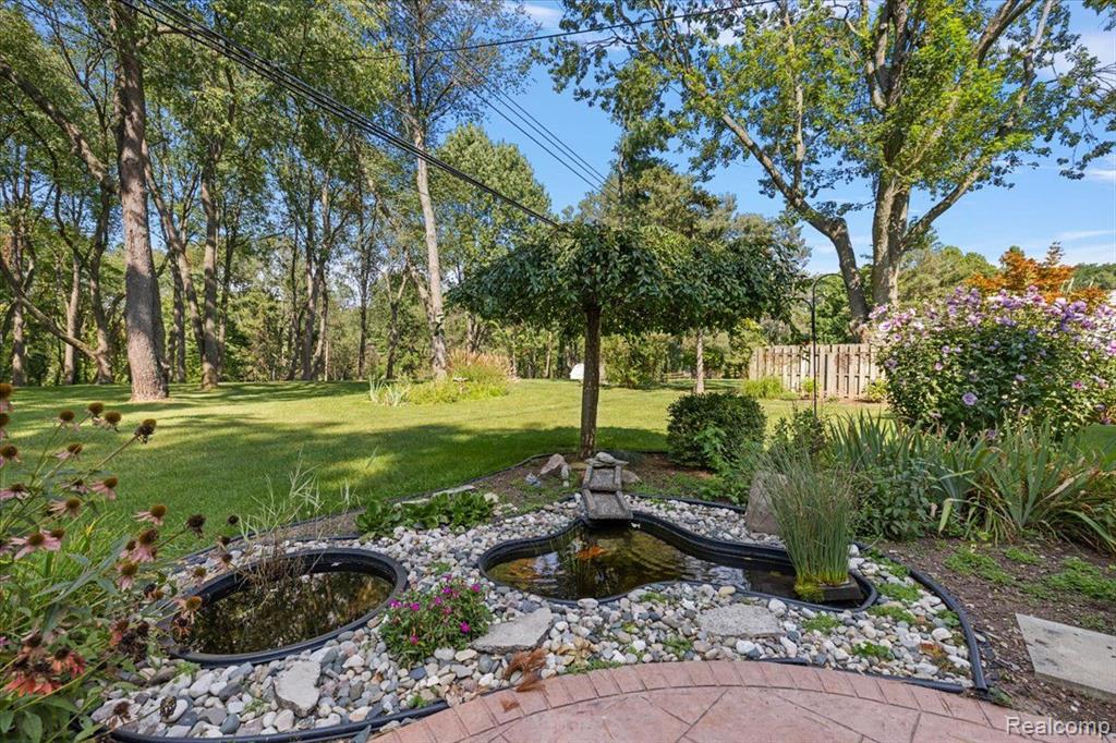 144 Oaklane Drive Rochester Hills, MI 48306 - Photo 64 of 74