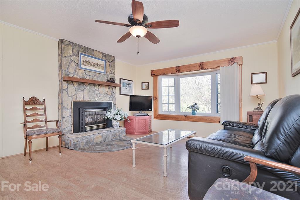 772 North Drexel Road Morganton, NC 28655 - Photo 9 of 48 Gallery Image 9
