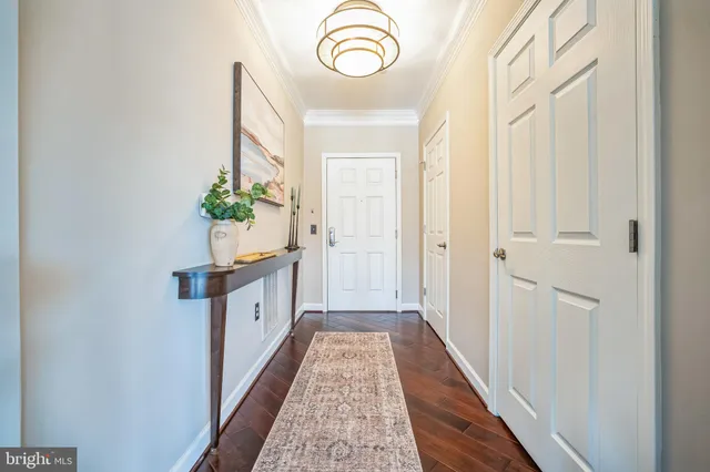 $3,250 | 2101 North Monroe Street, Unit 401, Arlington, VA 22207