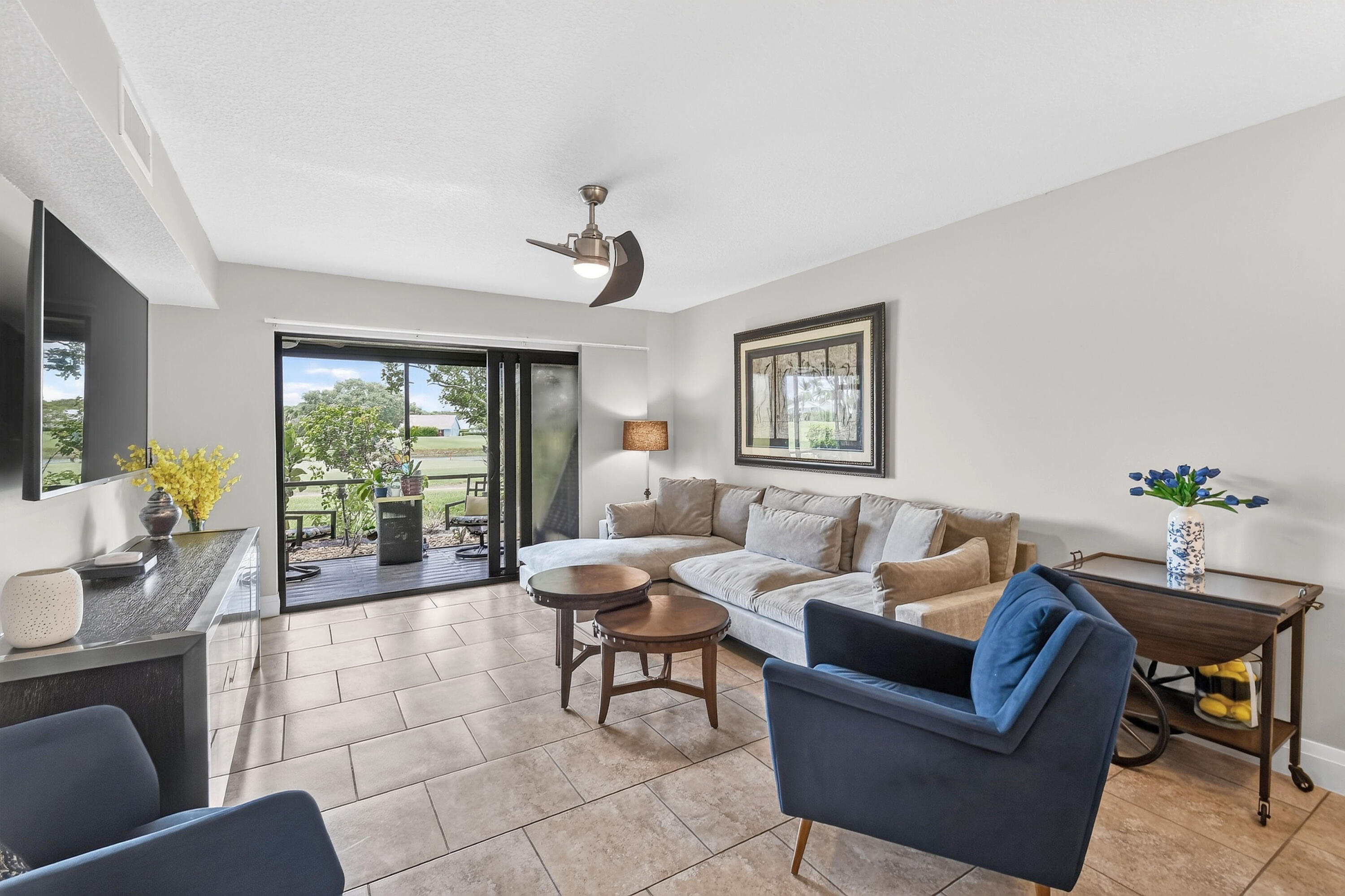 1091 Keystone Drive Jupiter, FL 33458 - Photo 14 of 57 Family Room