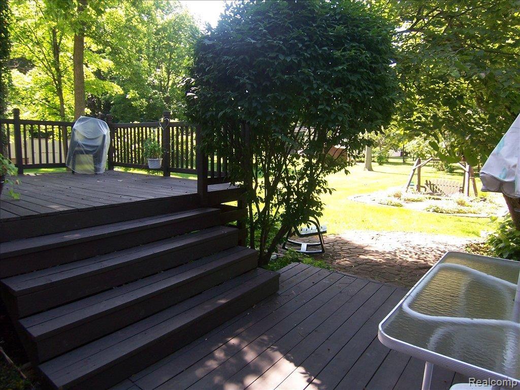 8943 Rucker Road Grosse Ile, MI 48138 - Photo 20 of 22 Entertainment Deck