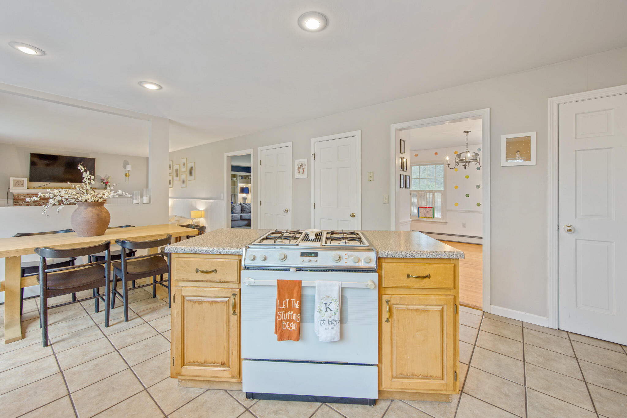 23 Frances Drive Hampden, ME 04444 - Photo 6 of 39 DSC_3094