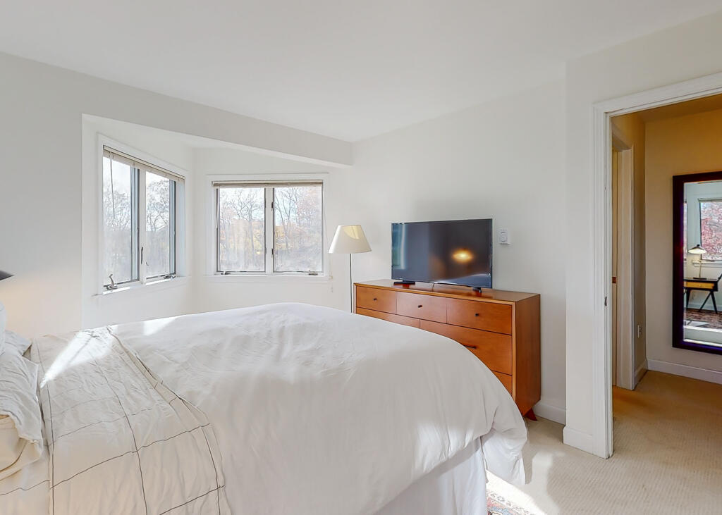 15 Back Cove Estates Road, Unit 15 Portland, ME 04103 - Photo 11 of 41 15BackCoveEstatesRd-Portland-11