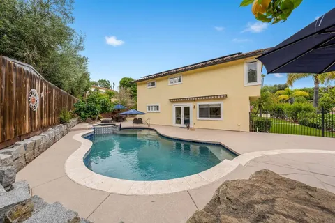 $1,535,000 | 10042 Resmar Court, La Mesa, CA 91941