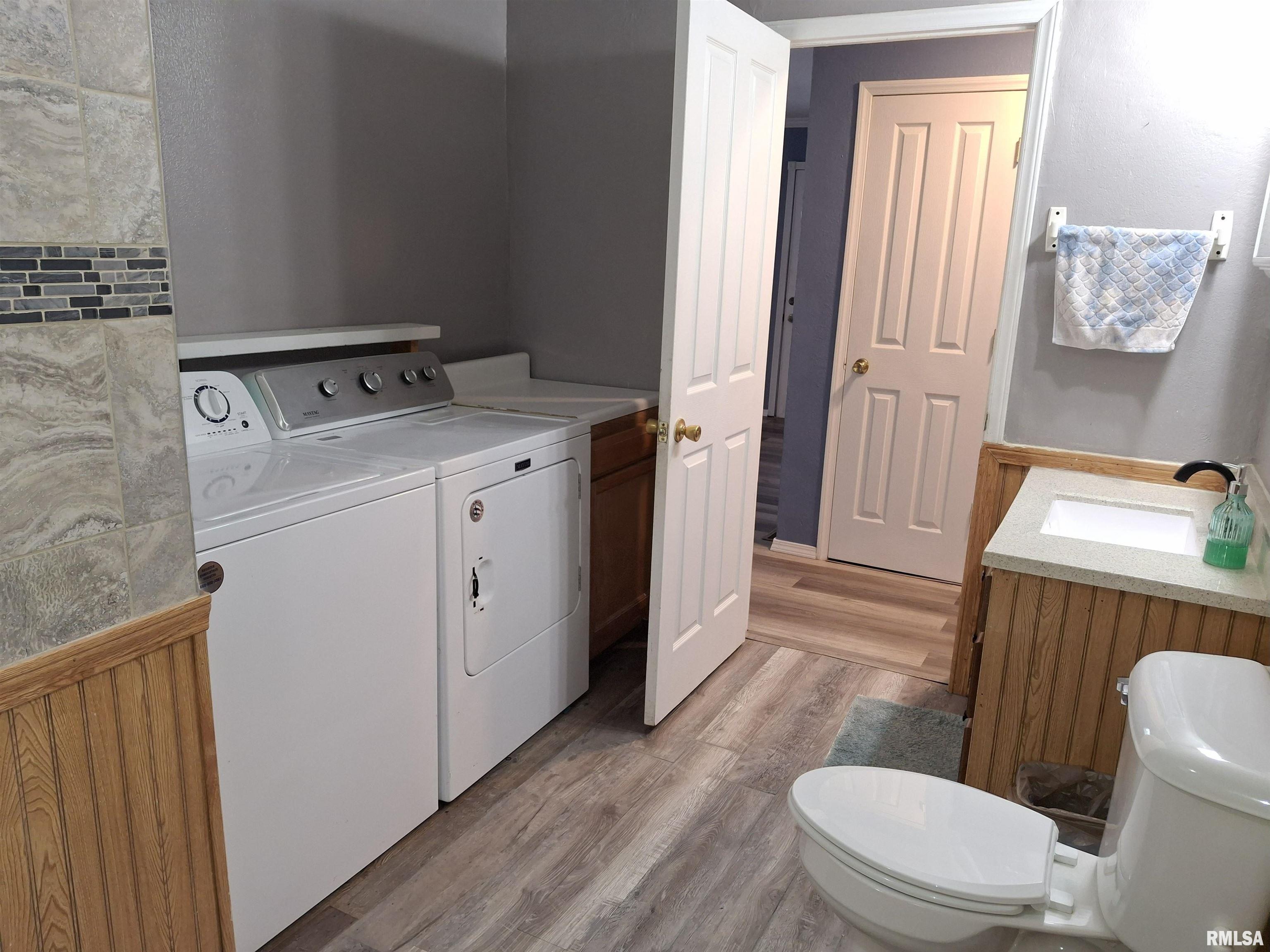 717 South 6th Avenue Canton, IL 61520 - Photo 18 of 32