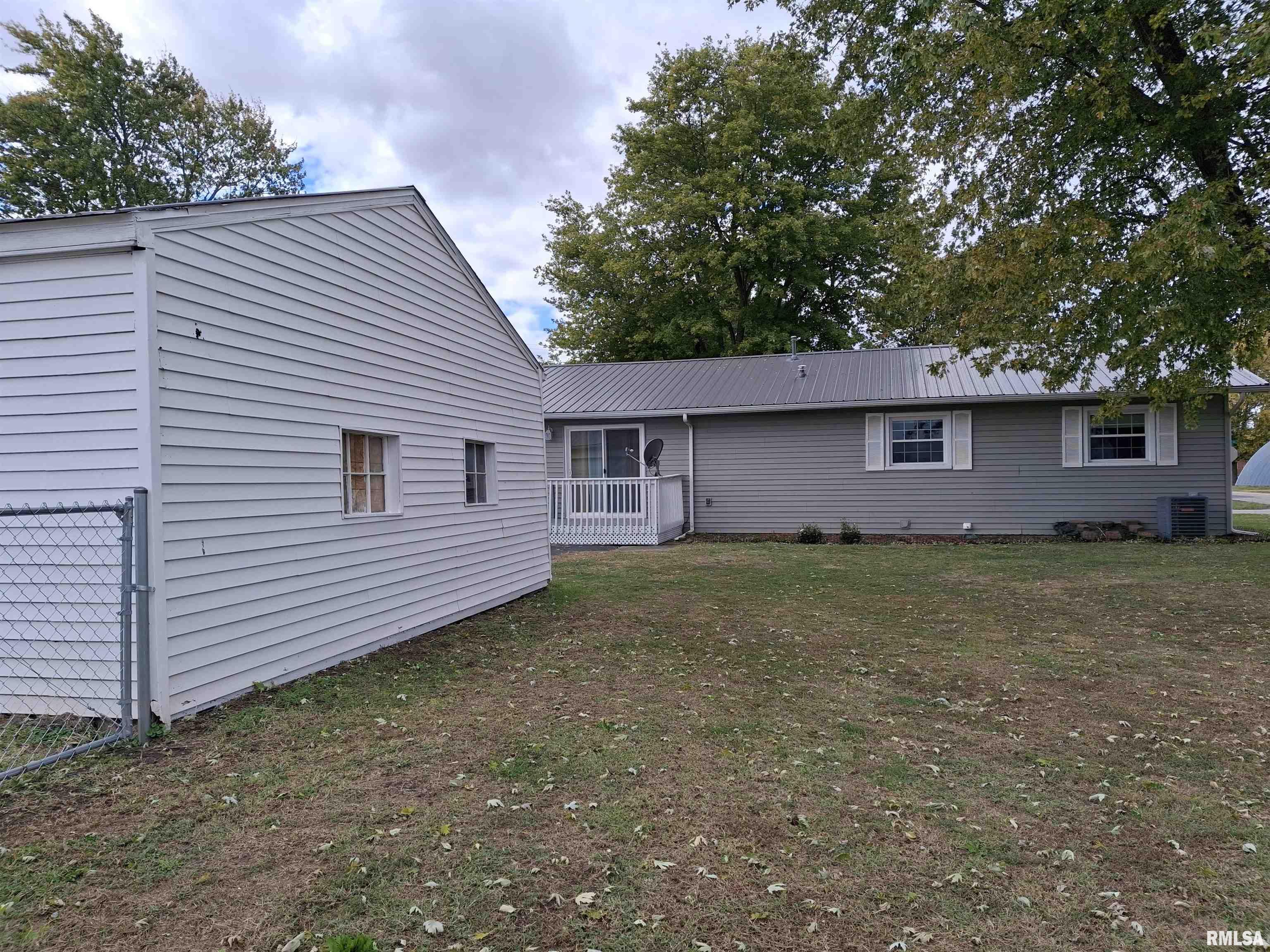 717 South 6th Avenue Canton, IL 61520 - Photo 28 of 32