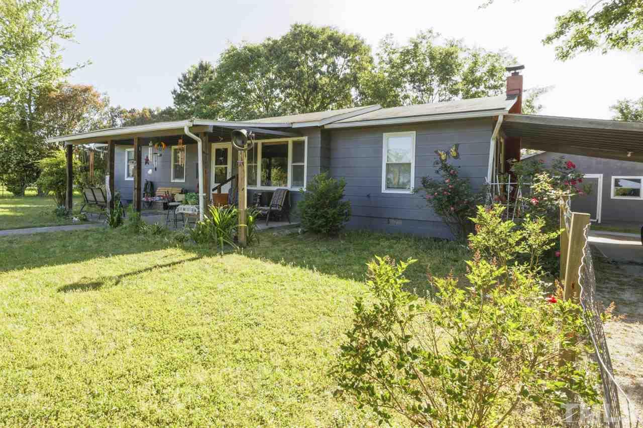 1481 Phillips Road Dunn, NC 28334 - Photo 5 of 30 front view of house with a yard