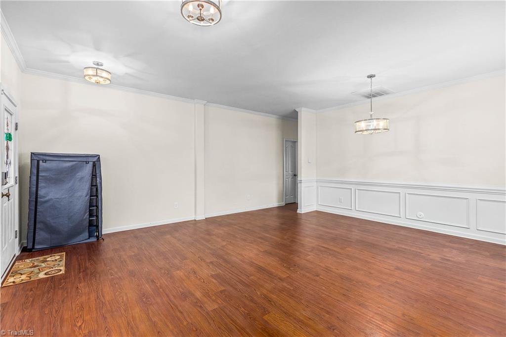 3275 Grandview Club Road Pfafftown, NC 27040 - Photo 6 of 29 Gallery Image 6