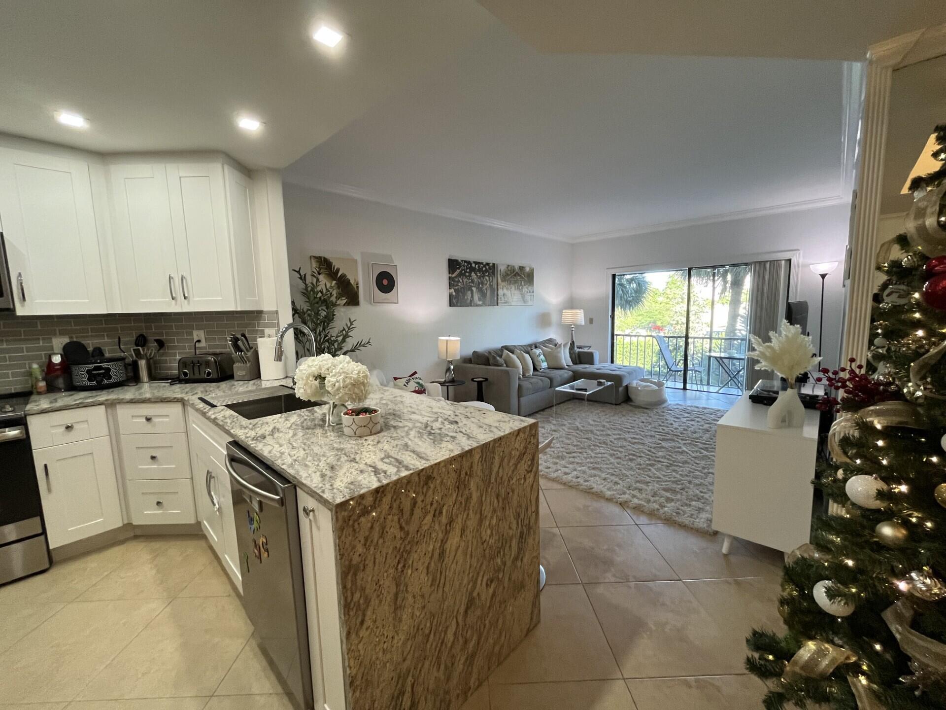 55 Southwest 2nd Avenue, Unit 2030 Boca Raton, FL 33432 - Photo 1 of 14 55 SW 2nd 2030 Kitchen Living