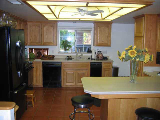 30510 Lilac Road Valley Center, CA 92082 - Photo 3 of 17