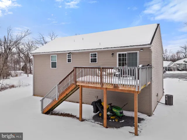 $365,000 | 111 Hosta Court, Martinsburg, WV 25401