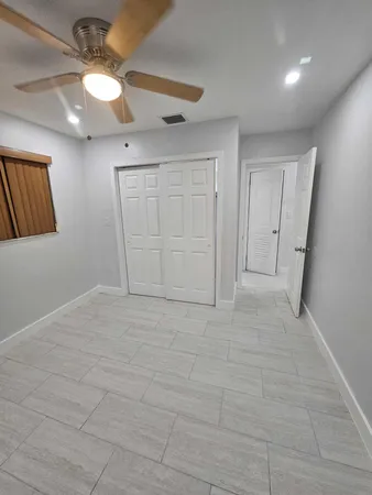 $2,400 | 2030 Southwest 41st Avenue, Unit 3, Fort Lauderdale, FL 33317