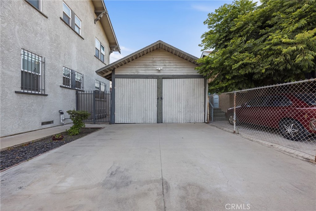325 East 14th Street Long Beach, CA 90813 - Photo 4 of 21