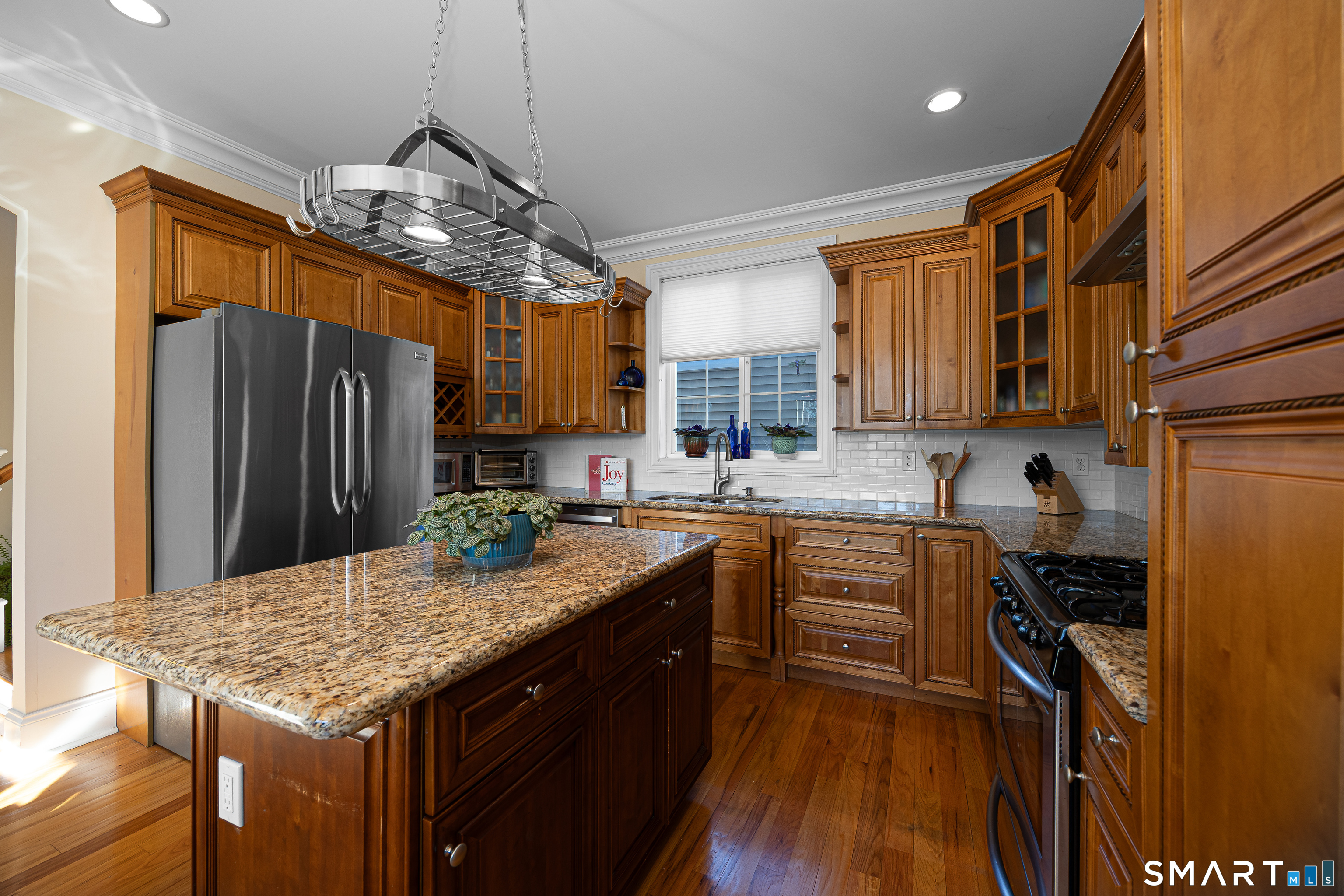 225 Flax Hill Road, Unit 2 Norwalk, CT 06854 - Photo 12 of 33