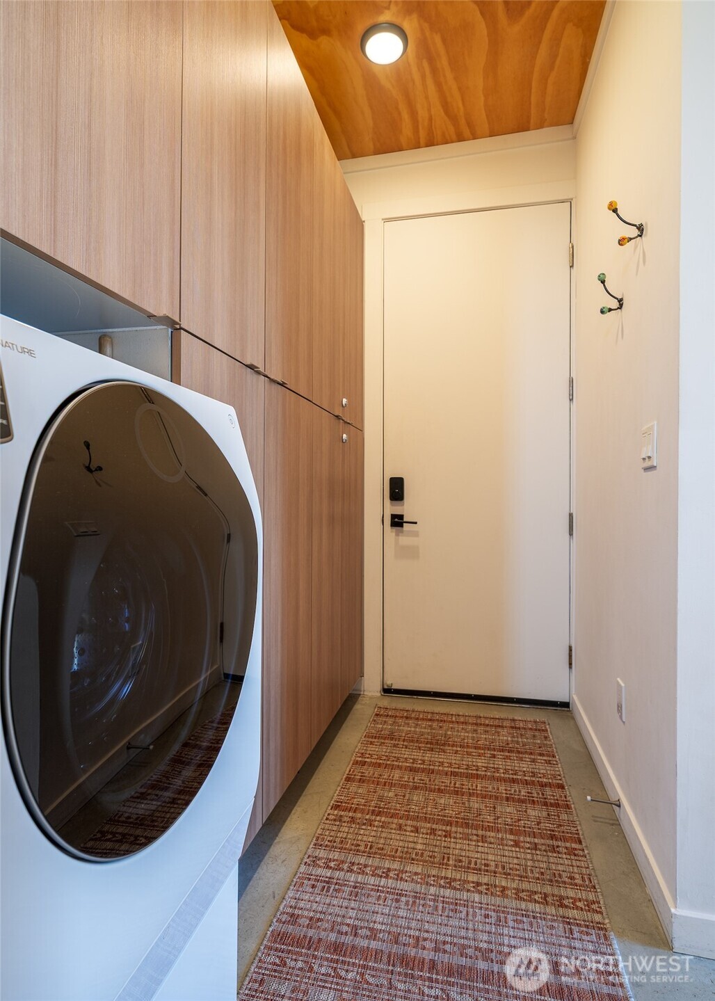 23648 Northwest Cliffe Pointe Road, Unit 10C Quincy, WA 98848 - Photo 15 of 26 a view of a washer and dryer
