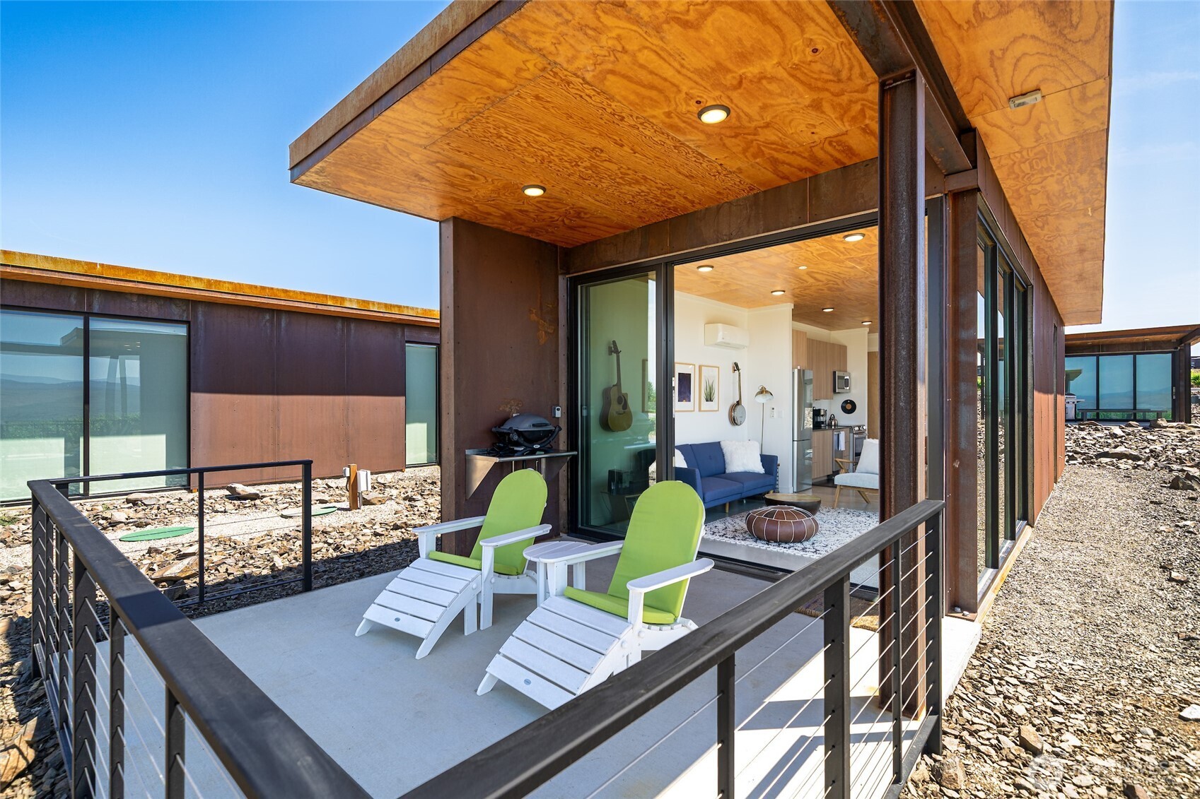 23648 Northwest Cliffe Pointe Road, Unit 10C Quincy, WA 98848 - Photo 18 of 26 a view of a balcony dining area with furniture