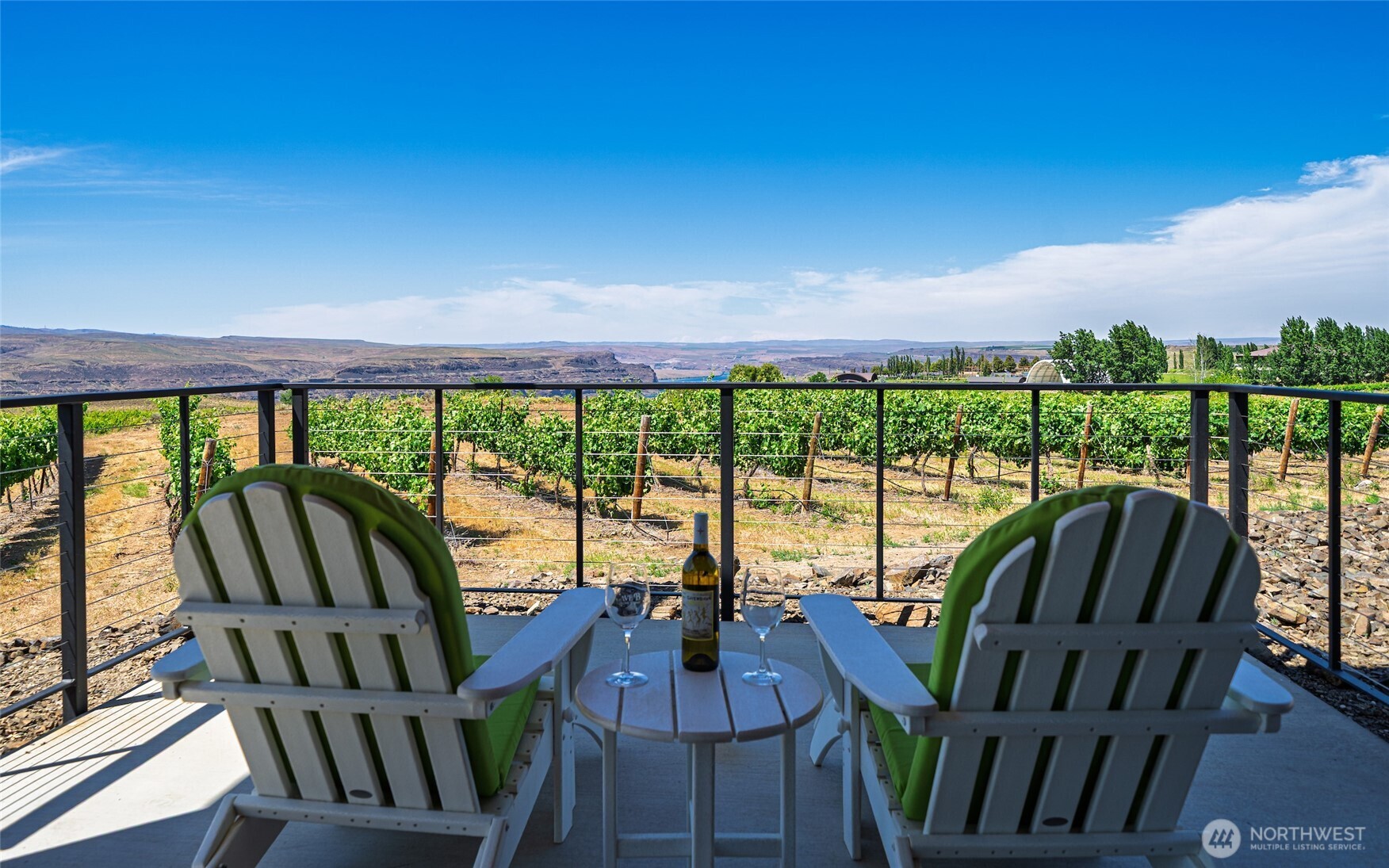 23648 Northwest Cliffe Pointe Road, Unit 10C Quincy, WA 98848 - Photo 20 of 26 a view of balcony with furniture and garden
