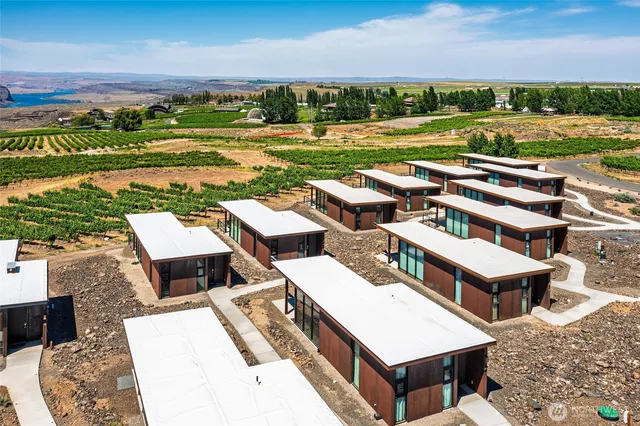 a view of an ocean view