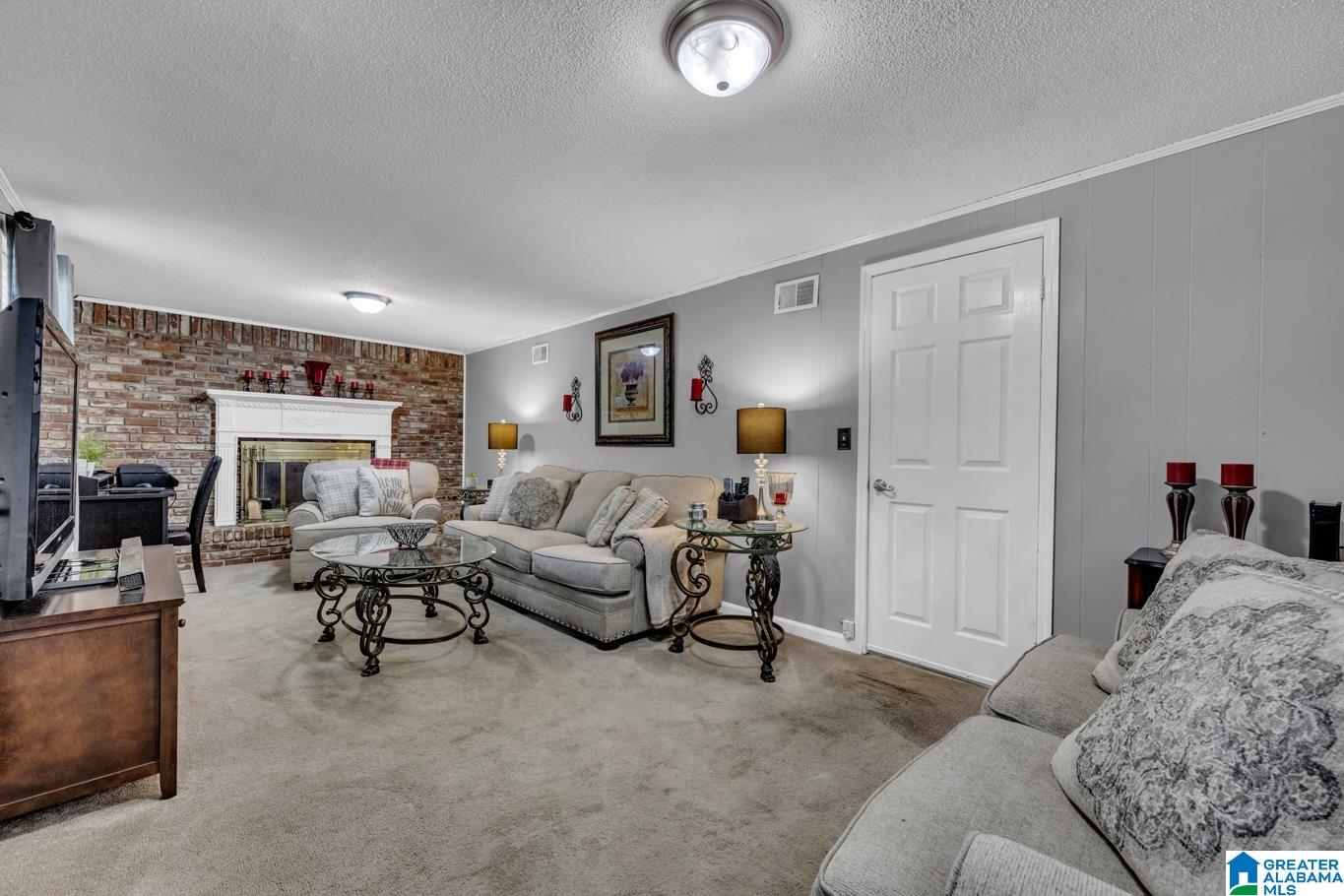 3303 Carousel Drive Fultondale, AL 35068 - Photo 12 of 37