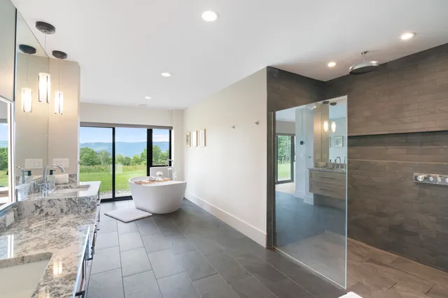 $1,939,000 | 136 Woodsman Extension, West Dover, VT 05356