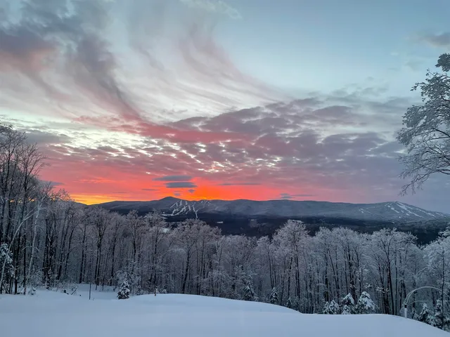 $1,939,000 | 136 Woodsman Extension, West Dover, VT 05356