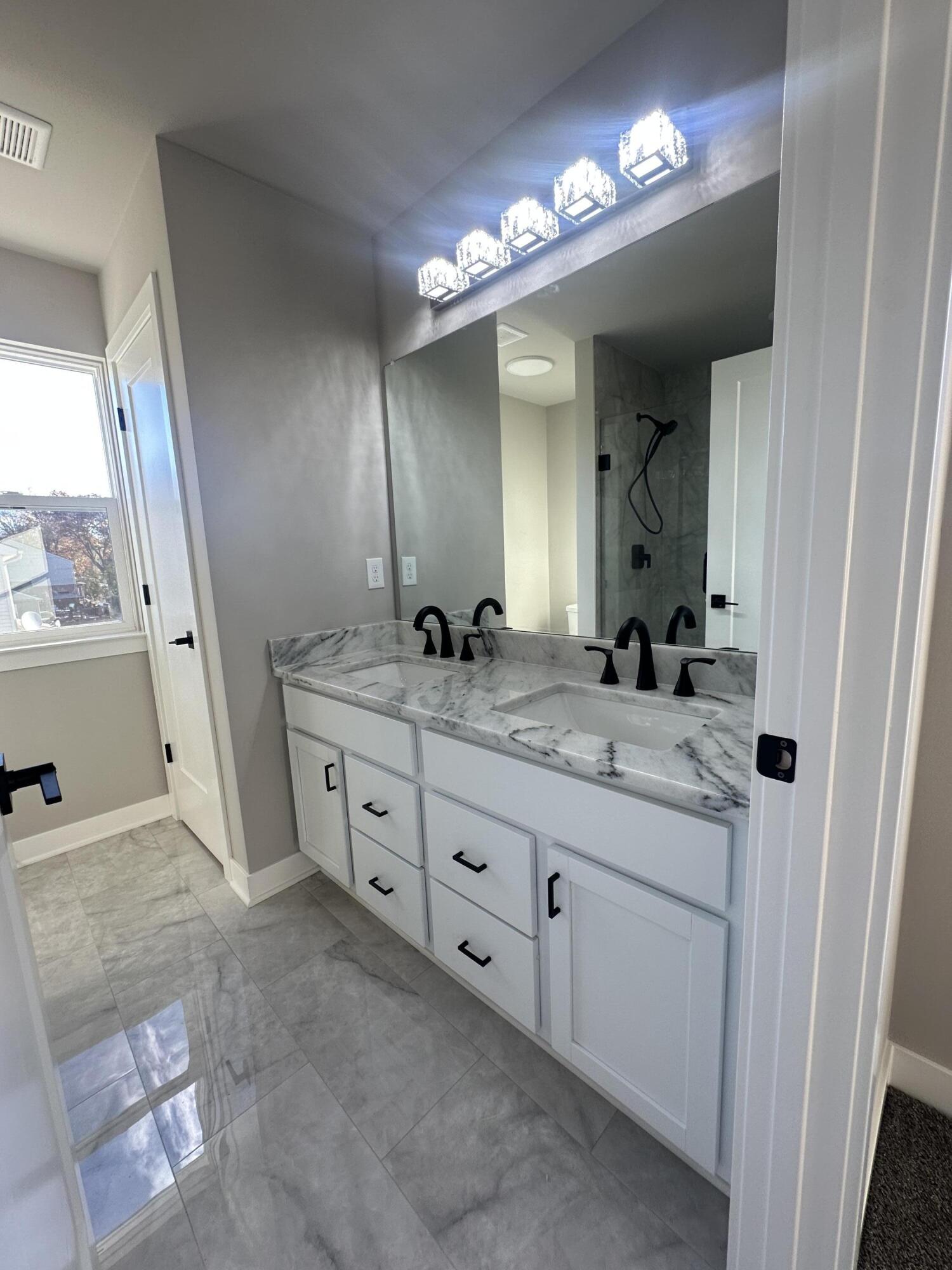 30815 Lower Ridge Drive New Boston, MI 48164 - Photo 19 of 19 IMG_5587