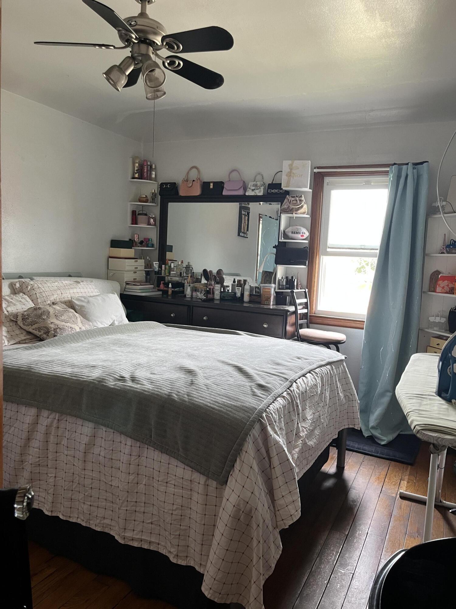 3924 South 2nd Street Milwaukee, WI 53207 - Photo 14 of 18 Upr BR1