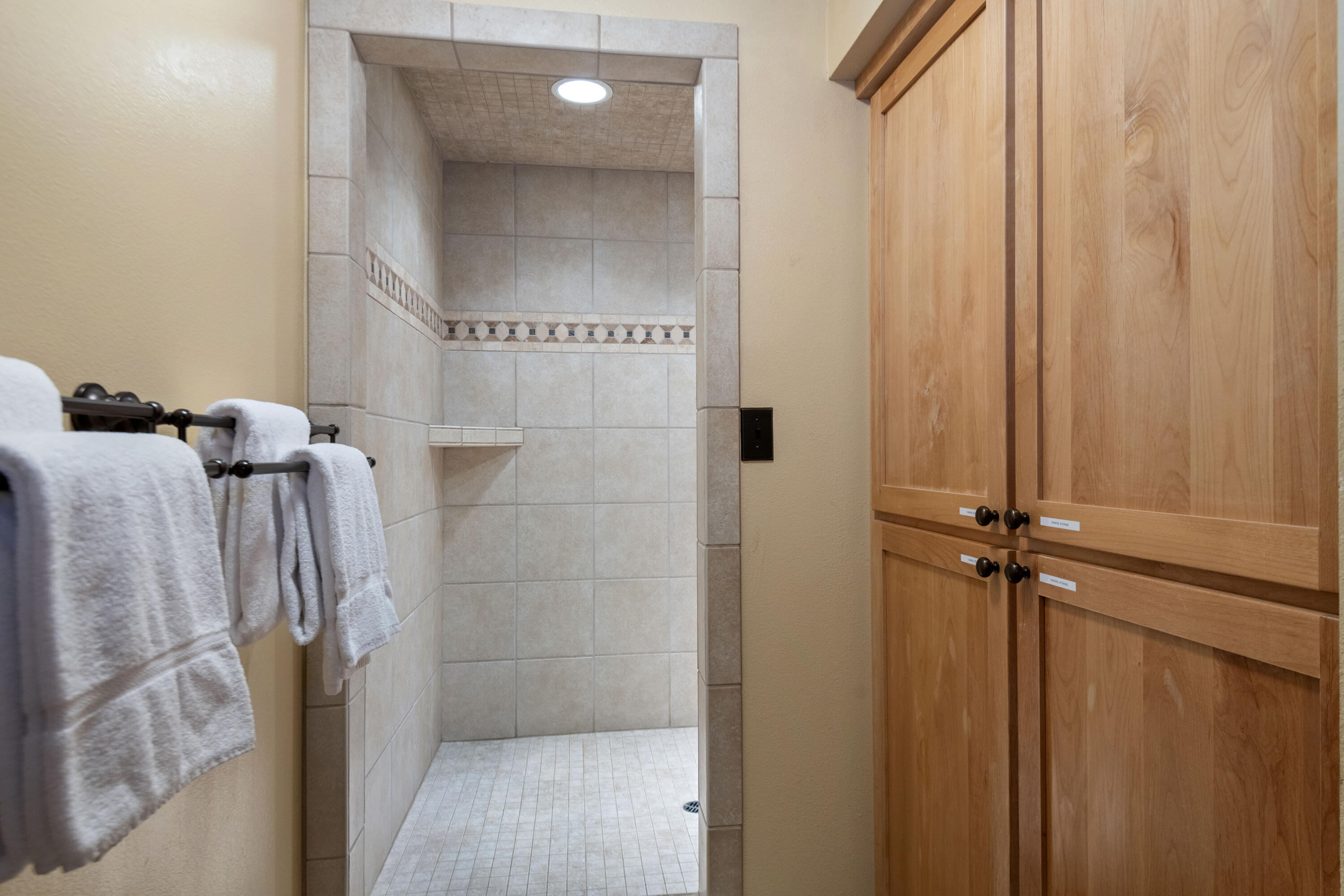 17905 Rhododendron Lane Sunriver, OR 97707 - Photo 20 of 39 29